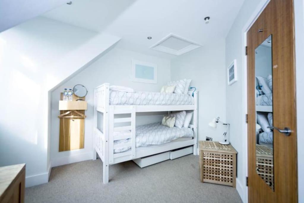 Edge14- Spacious, Stylish And Near The Beach! New Quay Zewnętrze zdjęcie