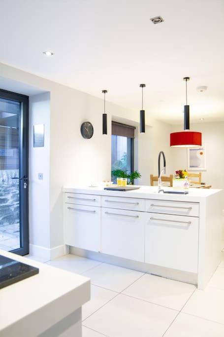Edge14- Spacious, Stylish And Near The Beach! New Quay Zewnętrze zdjęcie