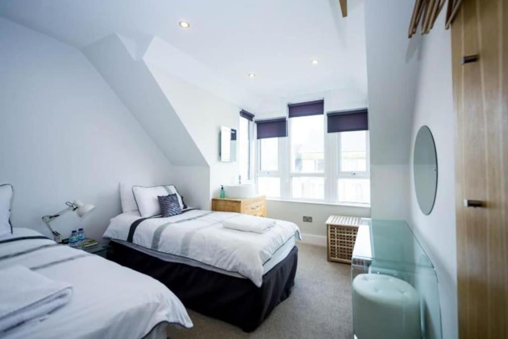 Edge14- Spacious, Stylish And Near The Beach! New Quay Zewnętrze zdjęcie