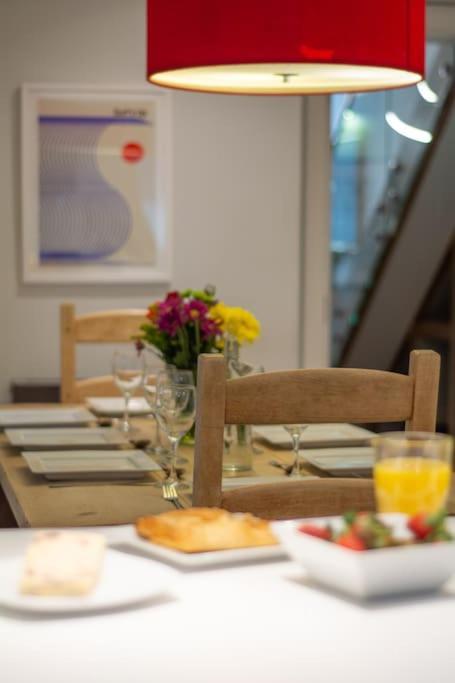 Edge14- Spacious, Stylish And Near The Beach! New Quay Zewnętrze zdjęcie